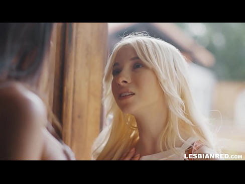 ❤️ Meisje komt een paar maanden later thuis en eindigt met het eten van haar stiefmoeders poesje ️ Super sex at nl.seecamsus.top ﹏